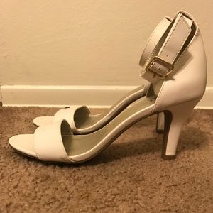Size 6.5 heels